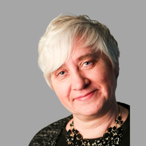 Manuela Barry - Координатор контроля за выполнением дома & Помощь в реализации проекташних заданий